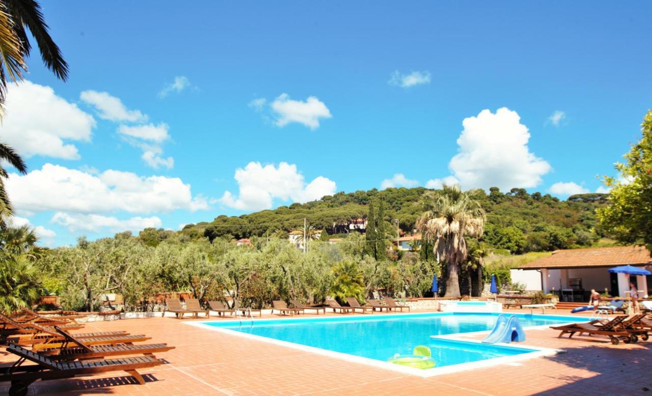 Azienda Agricola Sapereta Porto Azzurro Exterior foto